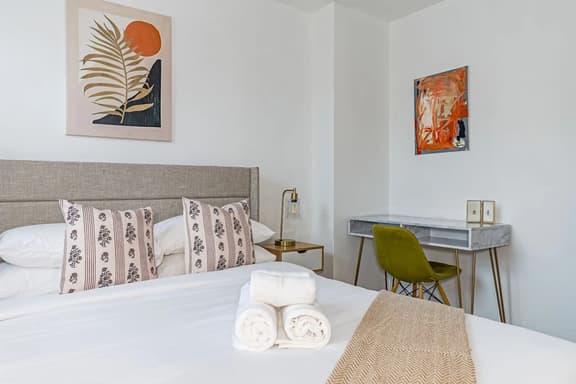 Private Bedroom near Temple U | Unit C