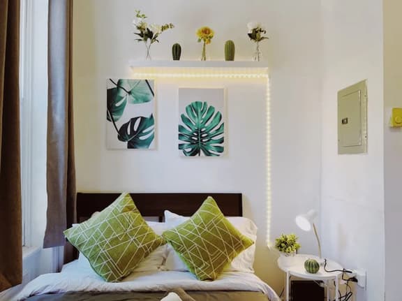 Ramblei near Rittenhouse Square | Studio - 1F