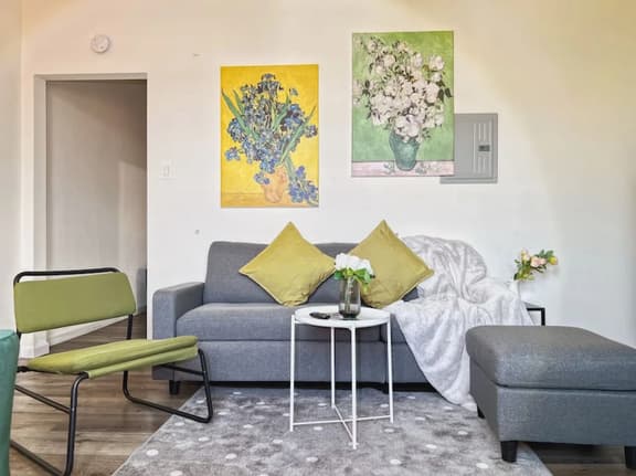 Ramblei near Schuylkill River Park | 1Bedroom- 3F