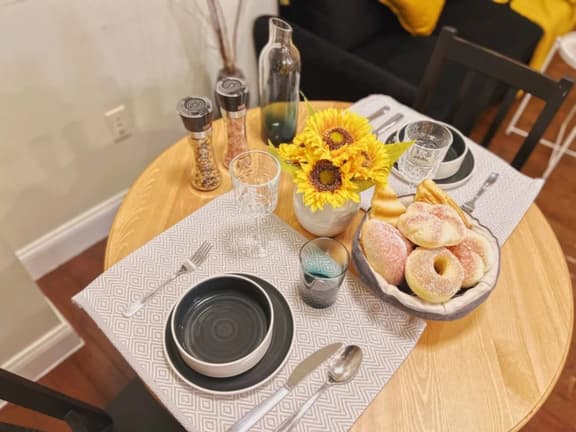 Ramblei near Temple Univ: 2BR Apt - 204