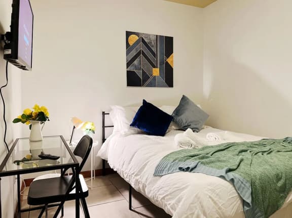 Ramblei near UPenn, Drexel & Art Museum| Room B3